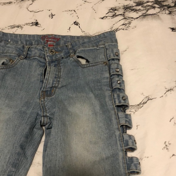 jeans with cuts down the side - Picture 7 of 9